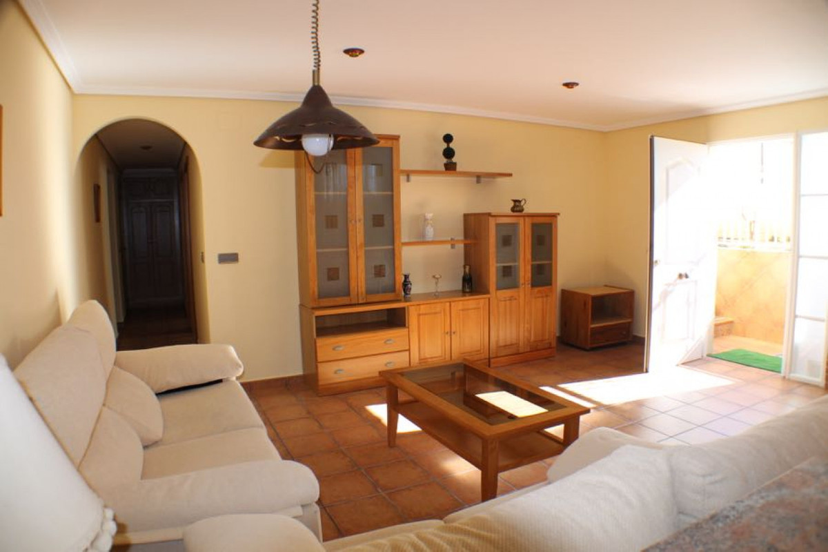 6 Bed Townhouse for sale in Lalfás Del Pi Costa Blanca, Alicante, Spain