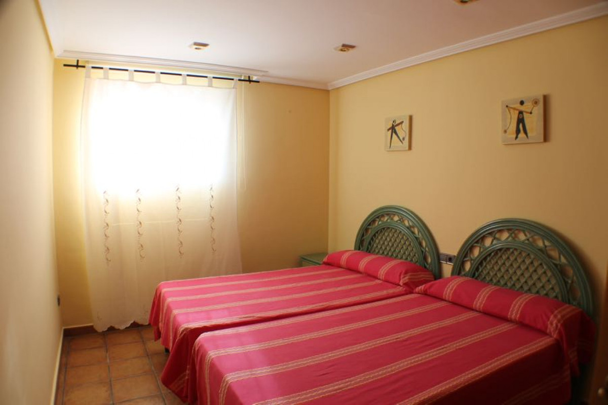 6 Bed Townhouse for sale in Lalfás Del Pi Costa Blanca, Alicante, Spain