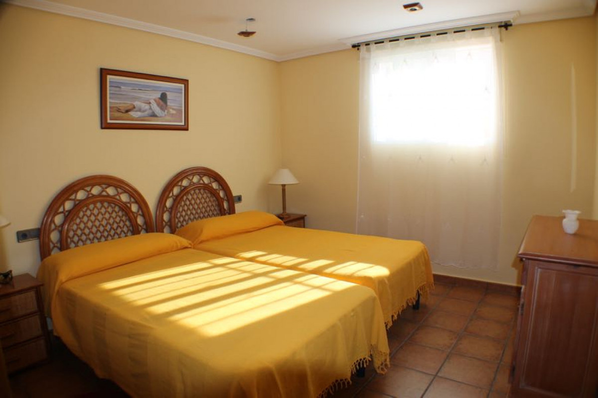 6 Bed Townhouse for sale in Lalfás Del Pi Costa Blanca, Alicante, Spain