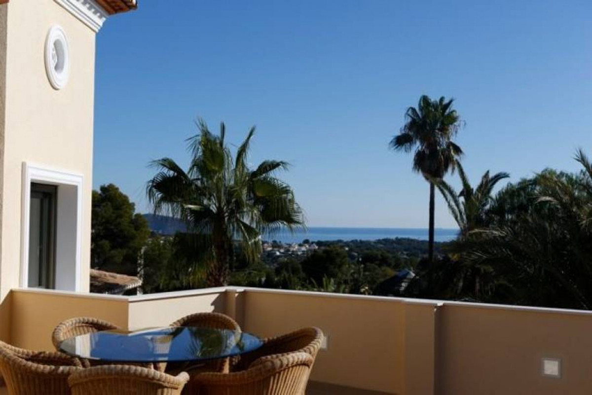 4 Bed Townhouse for sale in Alicante Costa Blanca, Alicante, Spain