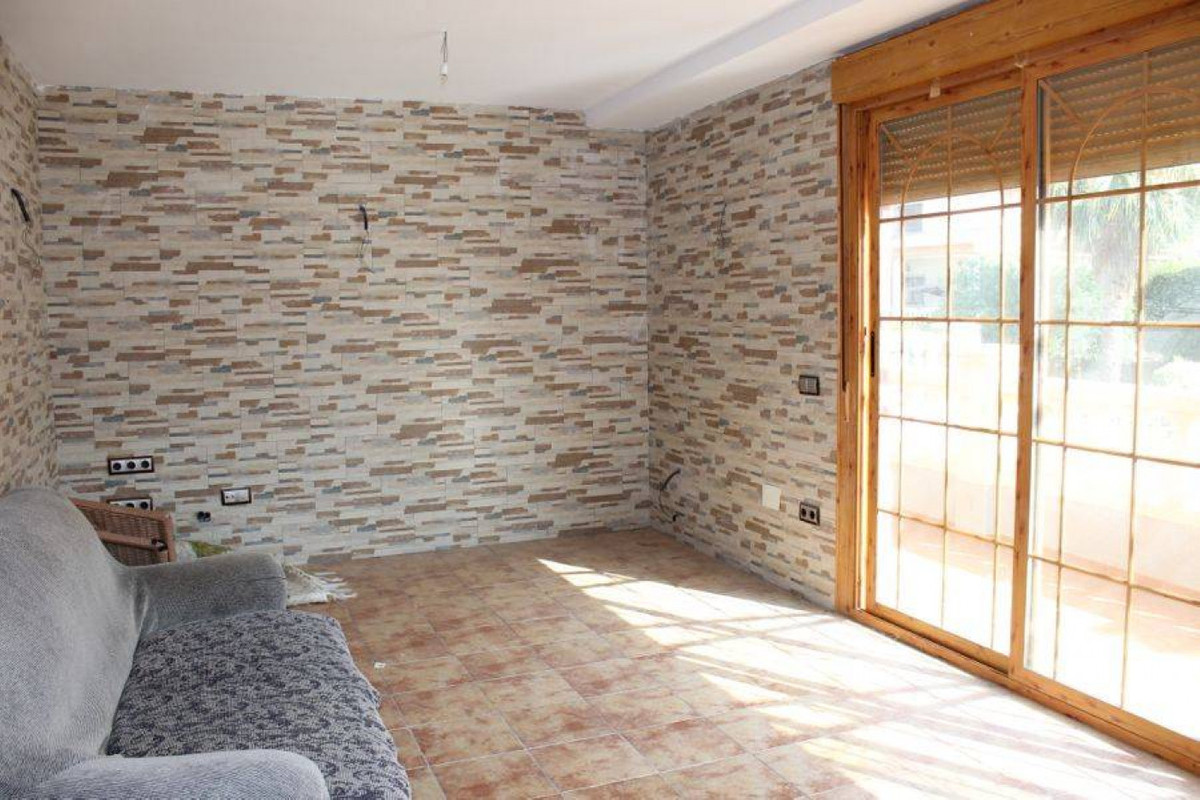 9 Bed Townhouse for sale in Benidorm Costa Blanca, Alicante, Spain