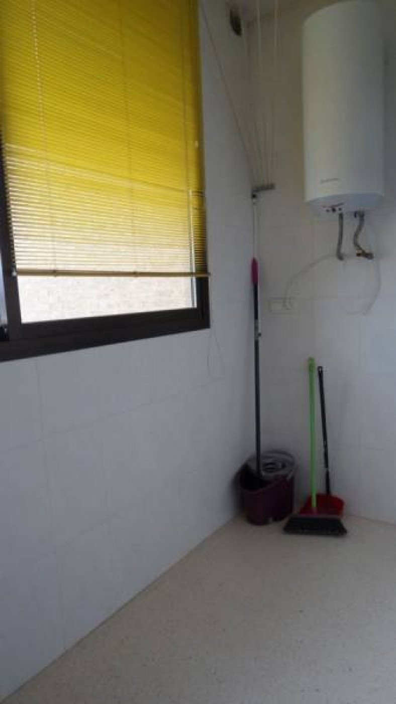 Se vende Apartamento Planta Media de 1 dormitorios en Costa Blanca, Alicante, España