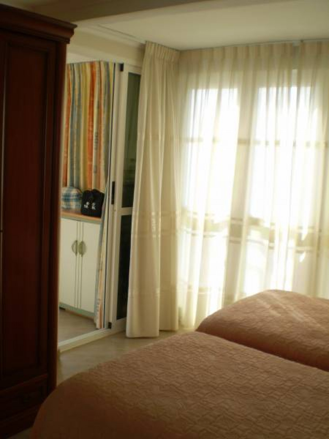 Se vende Apartamento Planta Media de 2 dormitorios en Costa Blanca, Alicante, España