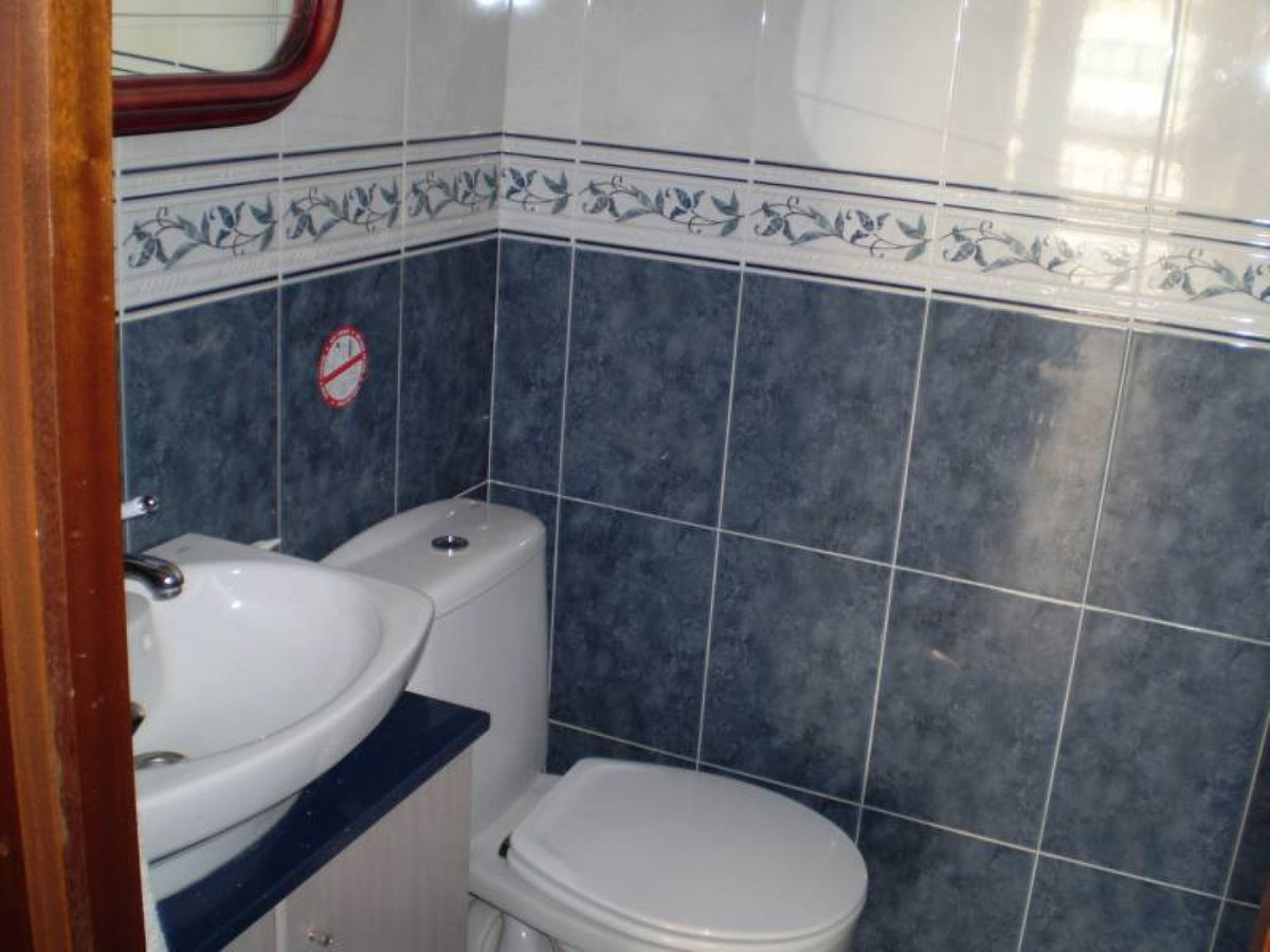 Se vende Apartamento Planta Media de 2 dormitorios en Costa Blanca, Alicante, España
