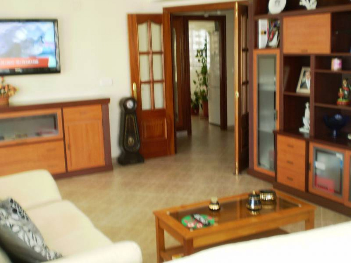 Se vende Apartamento Planta Media de 2 dormitorios en Costa Blanca, Alicante, España