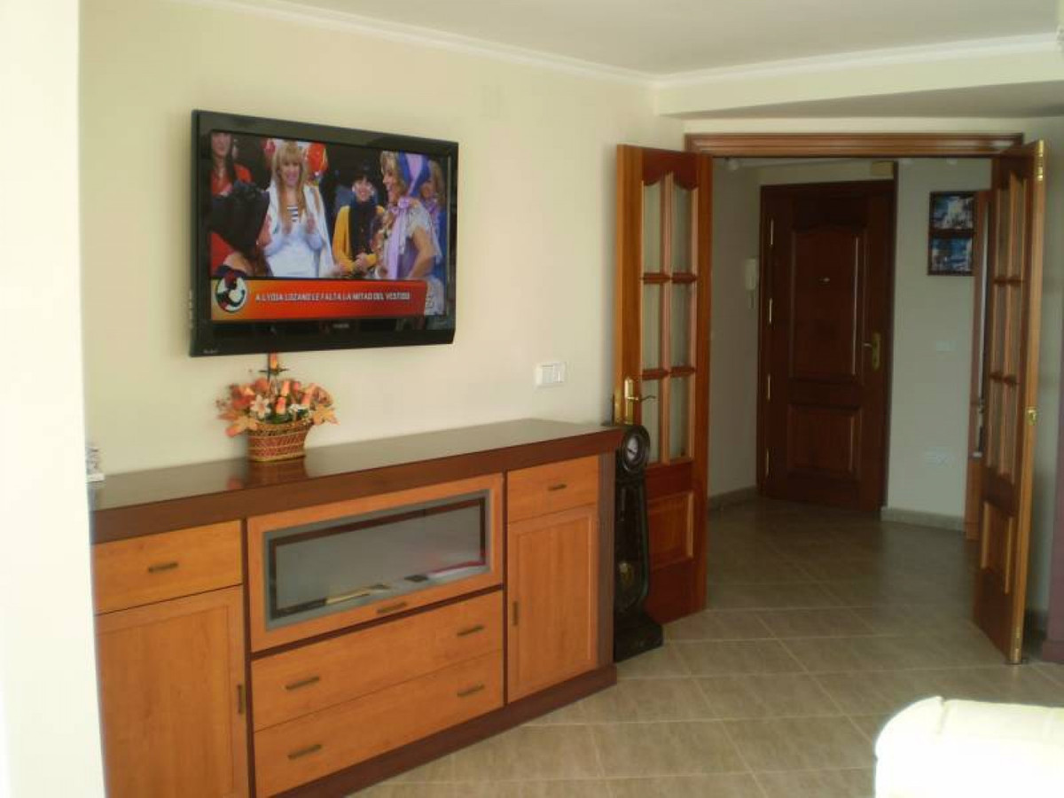 Se vende Apartamento Planta Media de 2 dormitorios en Costa Blanca, Alicante, España