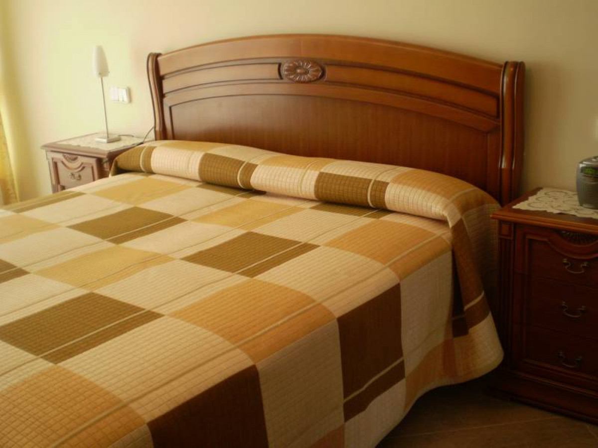 Se vende Apartamento Planta Media de 2 dormitorios en Costa Blanca, Alicante, España