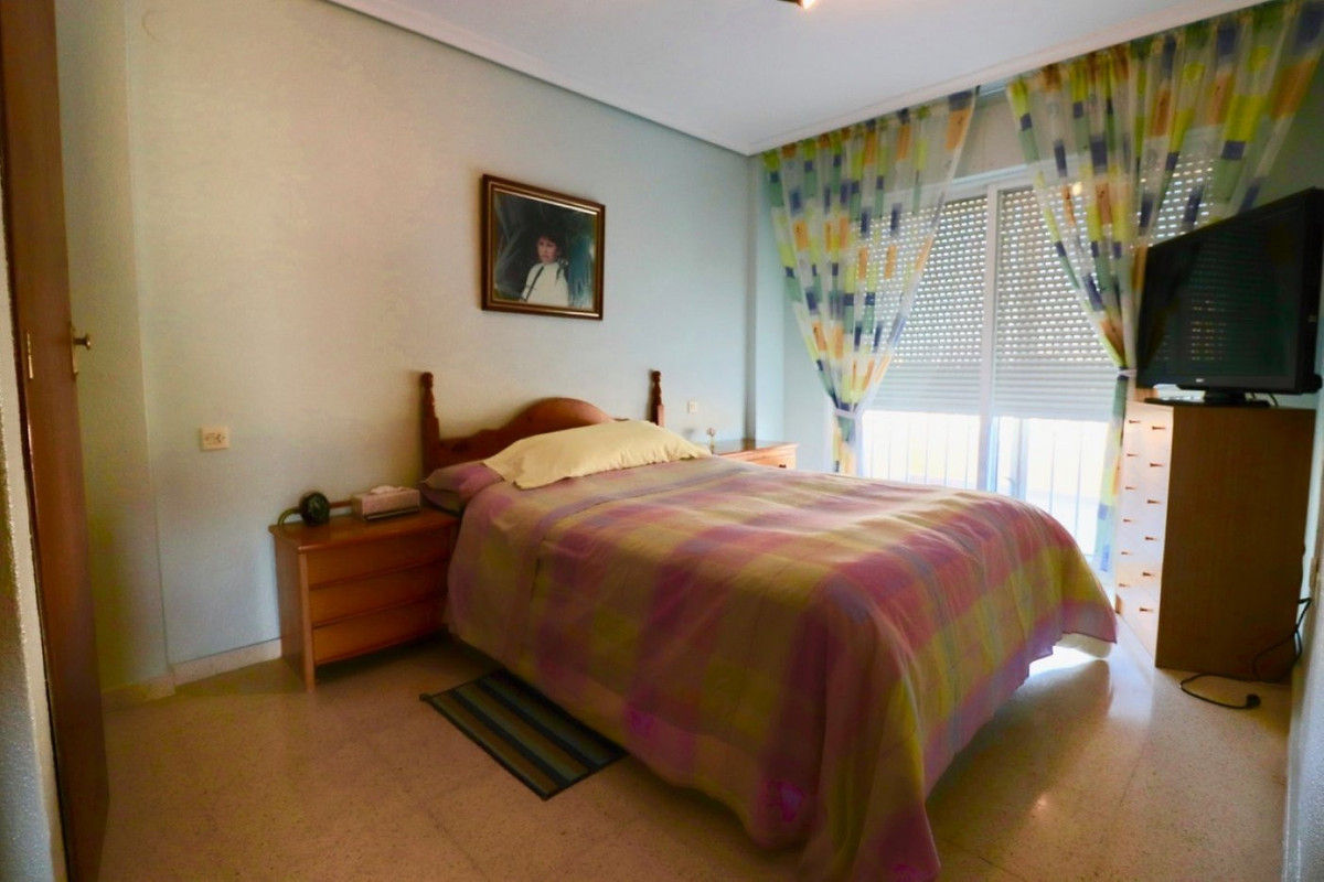 7 Bed Townhouse for sale in Benidorm Costa Blanca, Alicante, Spain
