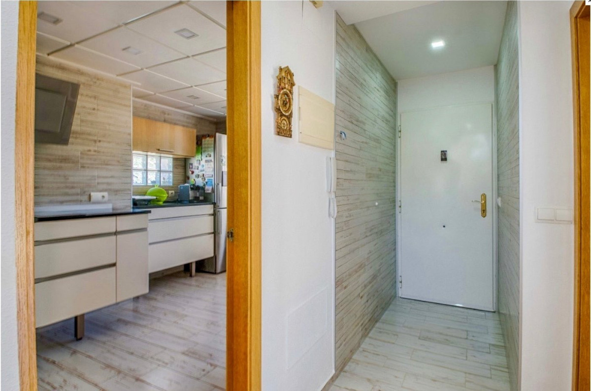 Se vende Villa - Chalet de 4 dormitorios en Costa Blanca, Alicante, España