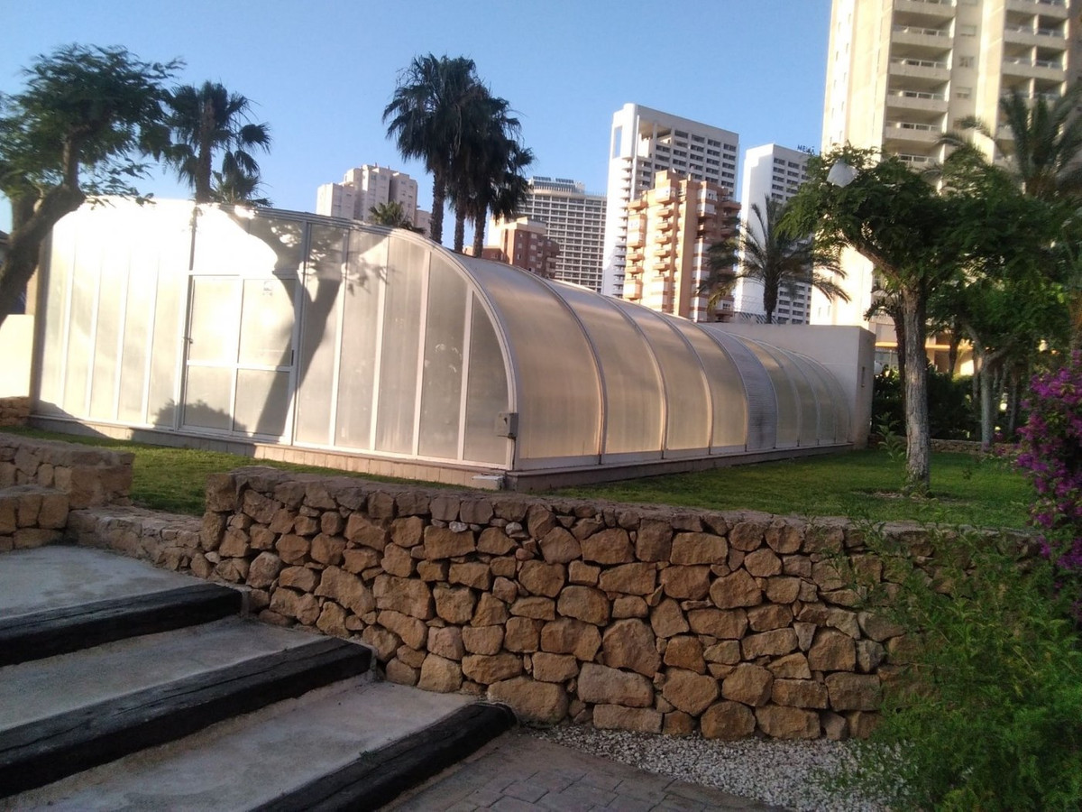 Se vende Apartamento Planta Media de 3 dormitorios en Costa Blanca, Alicante, España