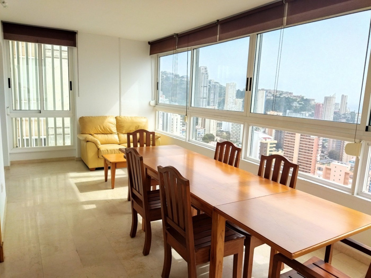 Se vende Apartamento Planta Media de 3 dormitorios en Costa Blanca, Alicante, España