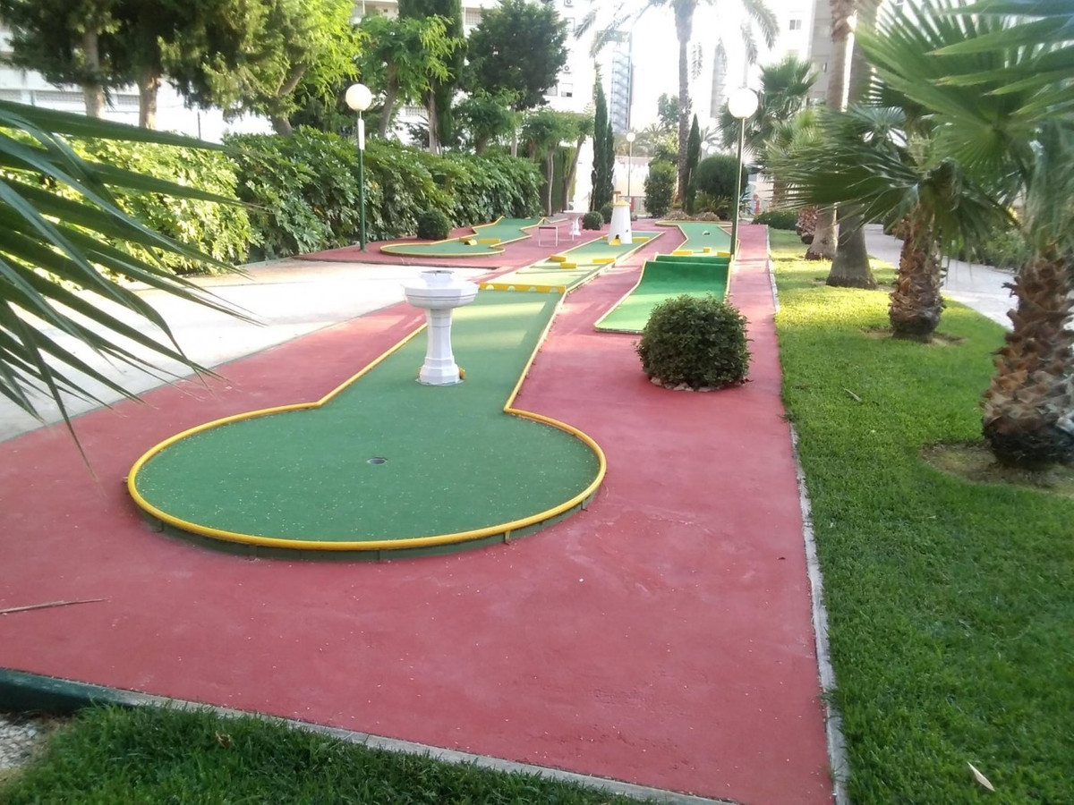 Se vende Apartamento Planta Media de 3 dormitorios en Costa Blanca, Alicante, España