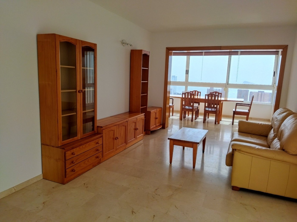 Se vende Apartamento Planta Media de 3 dormitorios en Costa Blanca, Alicante, España