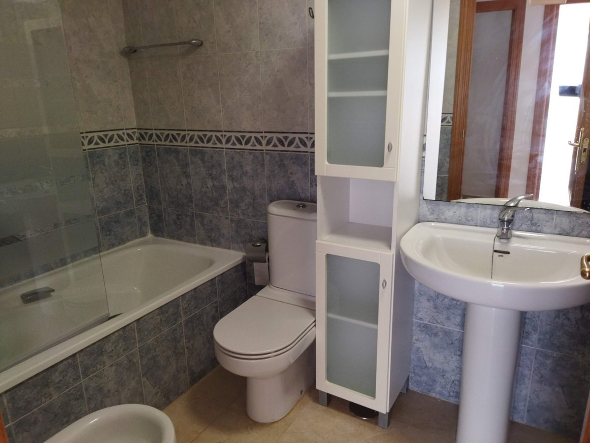 Se vende Apartamento Planta Media de 3 dormitorios en Costa Blanca, Alicante, España