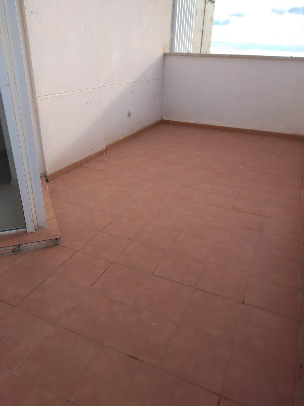 Se vende Apartamento Planta Media de 3 dormitorios en Costa Blanca, Alicante, España