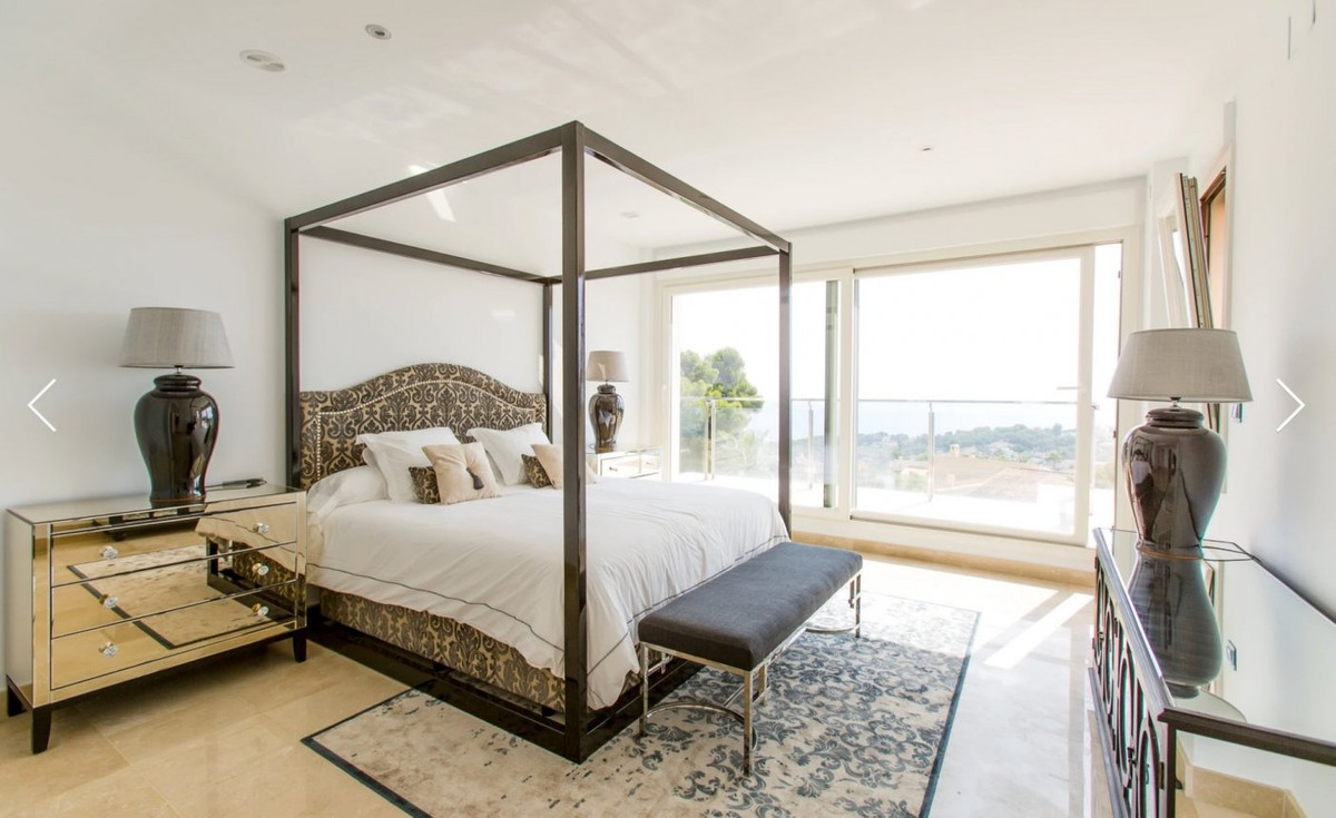Se vende Villa - Chalet de 4 dormitorios en Costa Blanca, Alicante, España