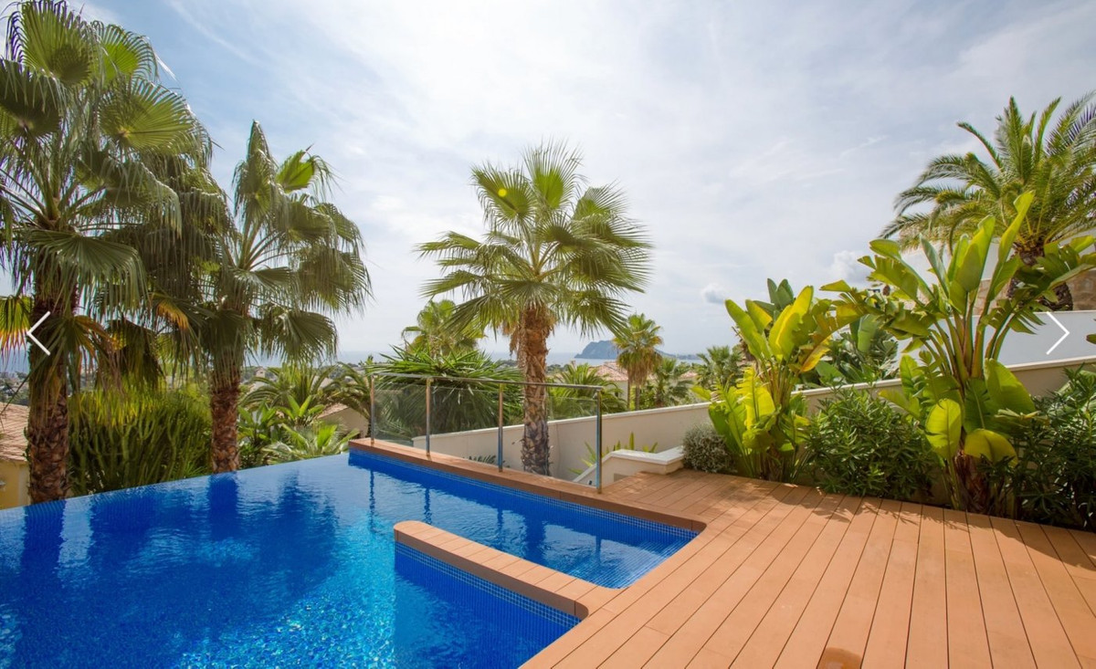 Se vende Villa - Chalet de 4 dormitorios en Costa Blanca, Alicante, España