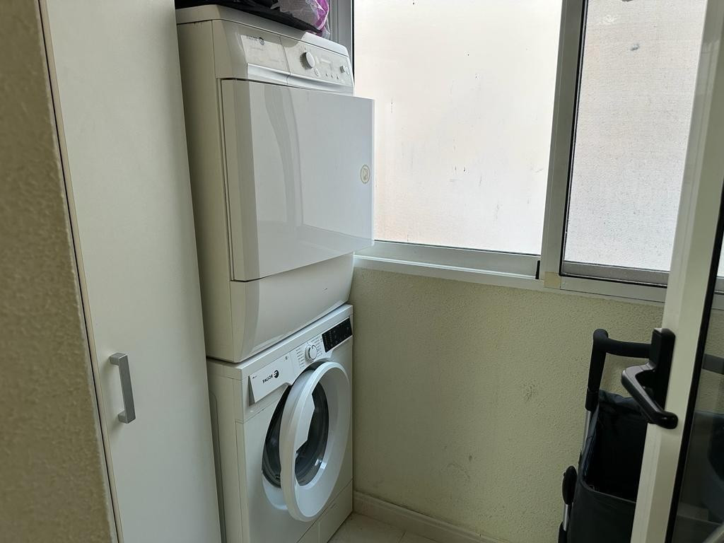 Se vende Apartamento Planta Media de 3 dormitorios en Costa Blanca, Alicante, España