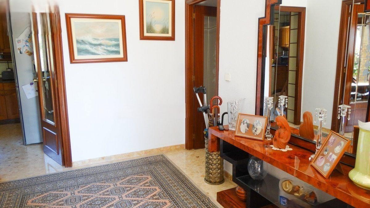 Se vende Villa - Chalet de 4 dormitorios en Costa Blanca, Alicante, España