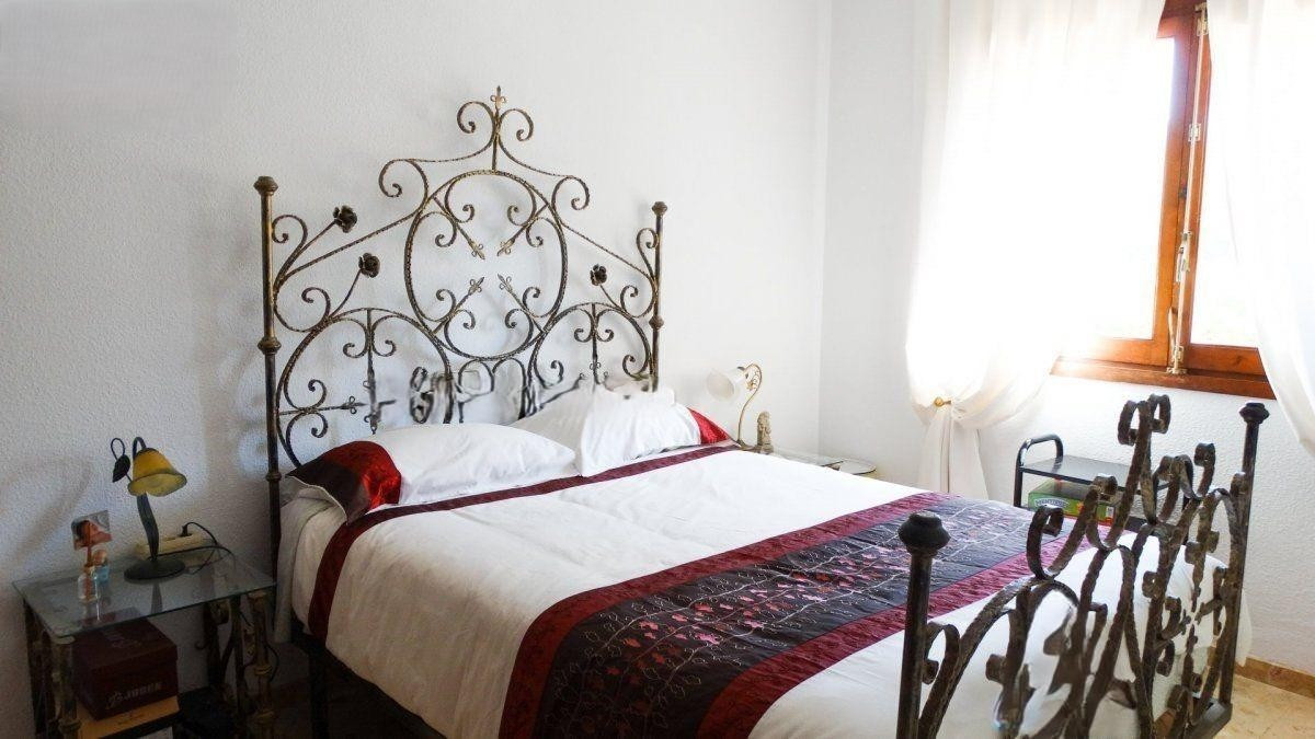 Se vende Villa - Chalet de 4 dormitorios en Costa Blanca, Alicante, España
