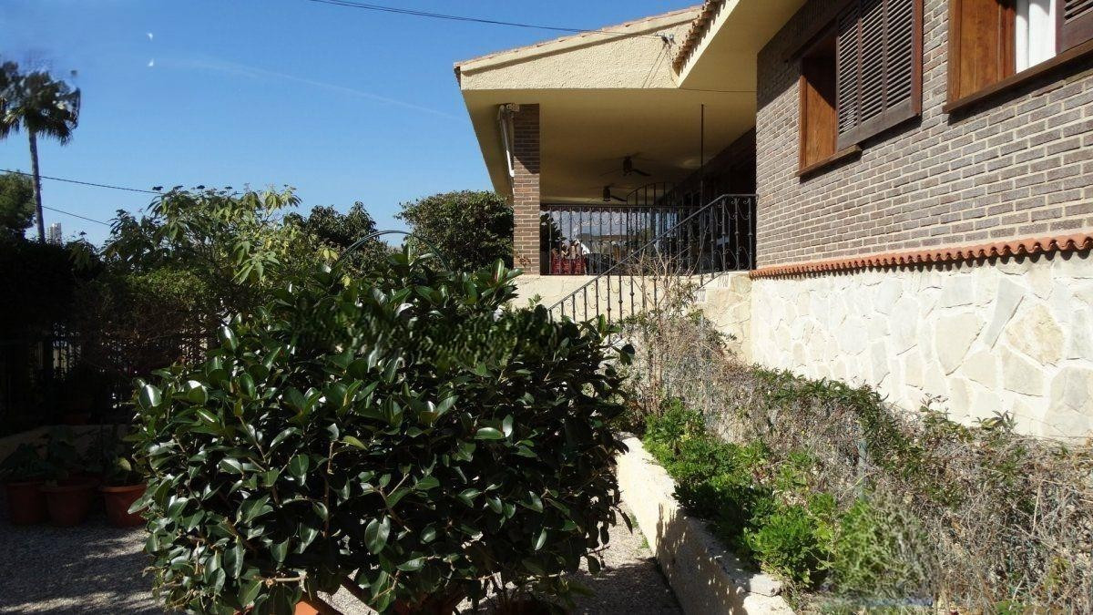 Se vende Villa - Chalet de 4 dormitorios en Costa Blanca, Alicante, España