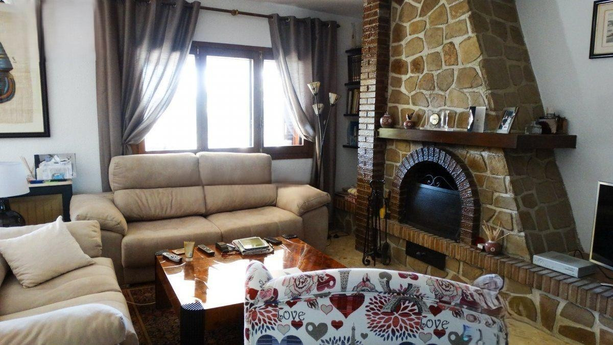 Se vende Villa - Chalet de 4 dormitorios en Costa Blanca, Alicante, España