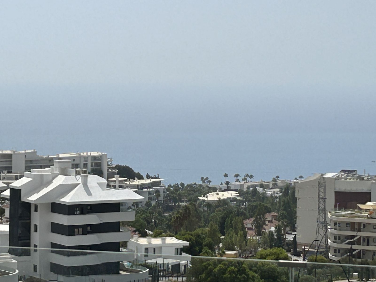3 Bed Apartment for sale in Torreblanca Costa Del Sol, Málaga, Spain