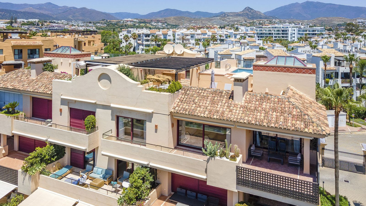 Se vende Ático de 3 dormitorios en Costa Del Sol, Málaga, España