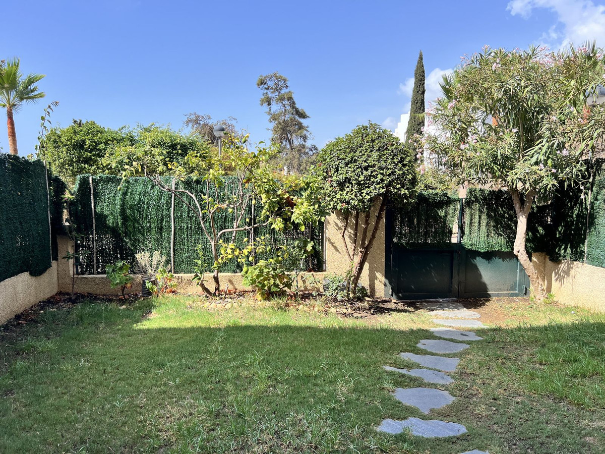 3 Bed Townhouse for sale in Benalmadena Costa Costa Del Sol, Málaga, Spain