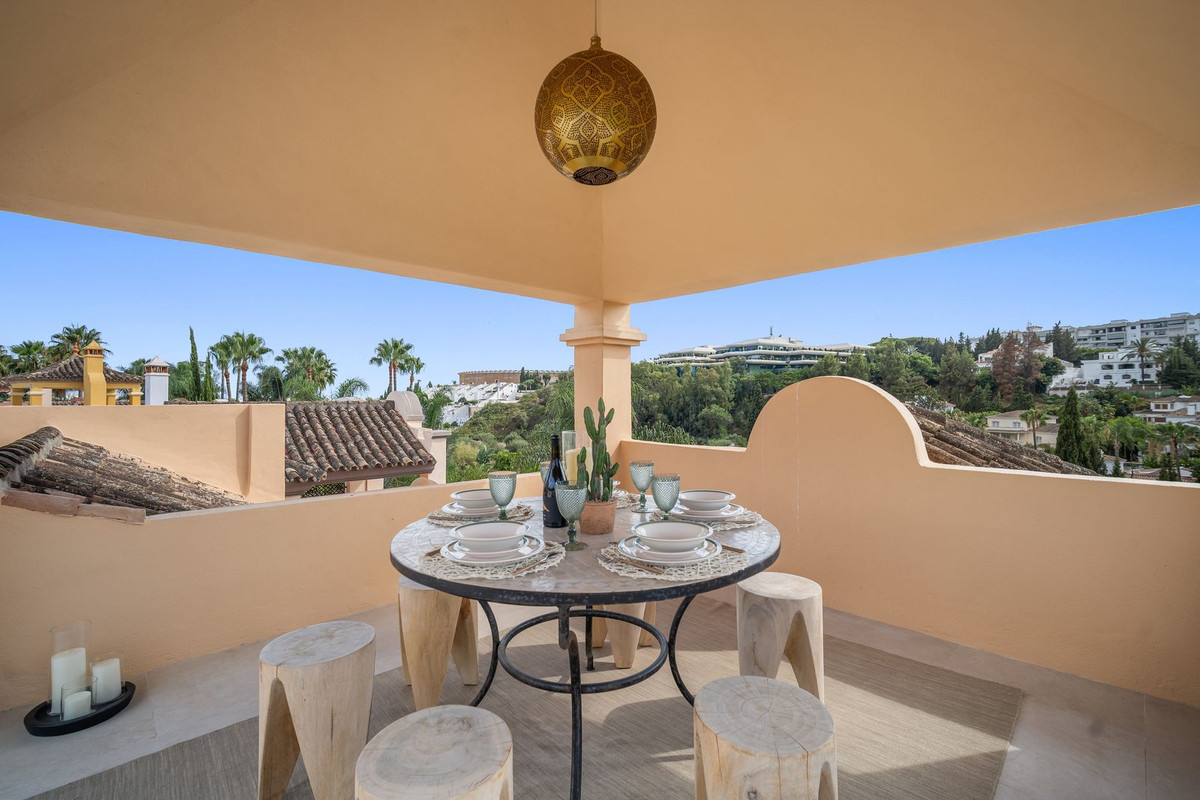 5 Bed Townhouse for sale in Puerto Banús Costa Del Sol, Málaga, Spain