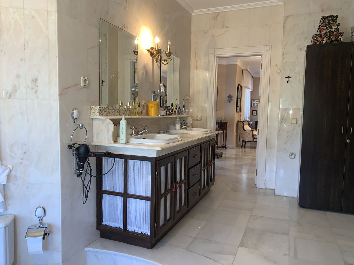 5 Bed Townhouse for sale in Guadalmar Málaga Ciudad, Málaga, Spain