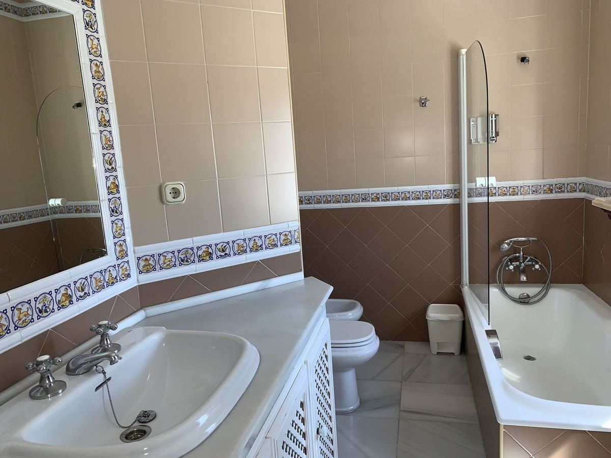5 Bed Townhouse for sale in Guadalmar Málaga Ciudad, Málaga, Spain