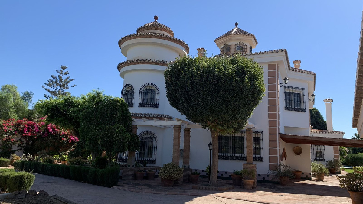 5 Bed Townhouse for sale in Guadalmar Málaga Ciudad, Málaga, Spain