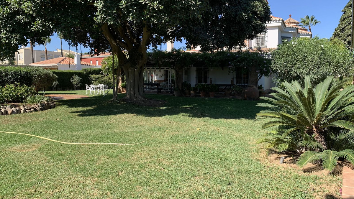 5 Bed Townhouse for sale in Guadalmar Málaga Ciudad, Málaga, Spain
