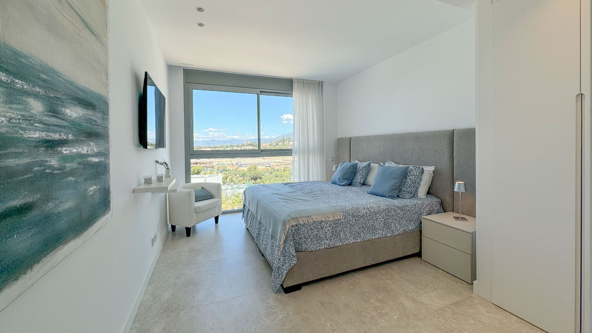 3 Bed Apartment for sale in Marbella Costa Del Sol, Málaga, Spain