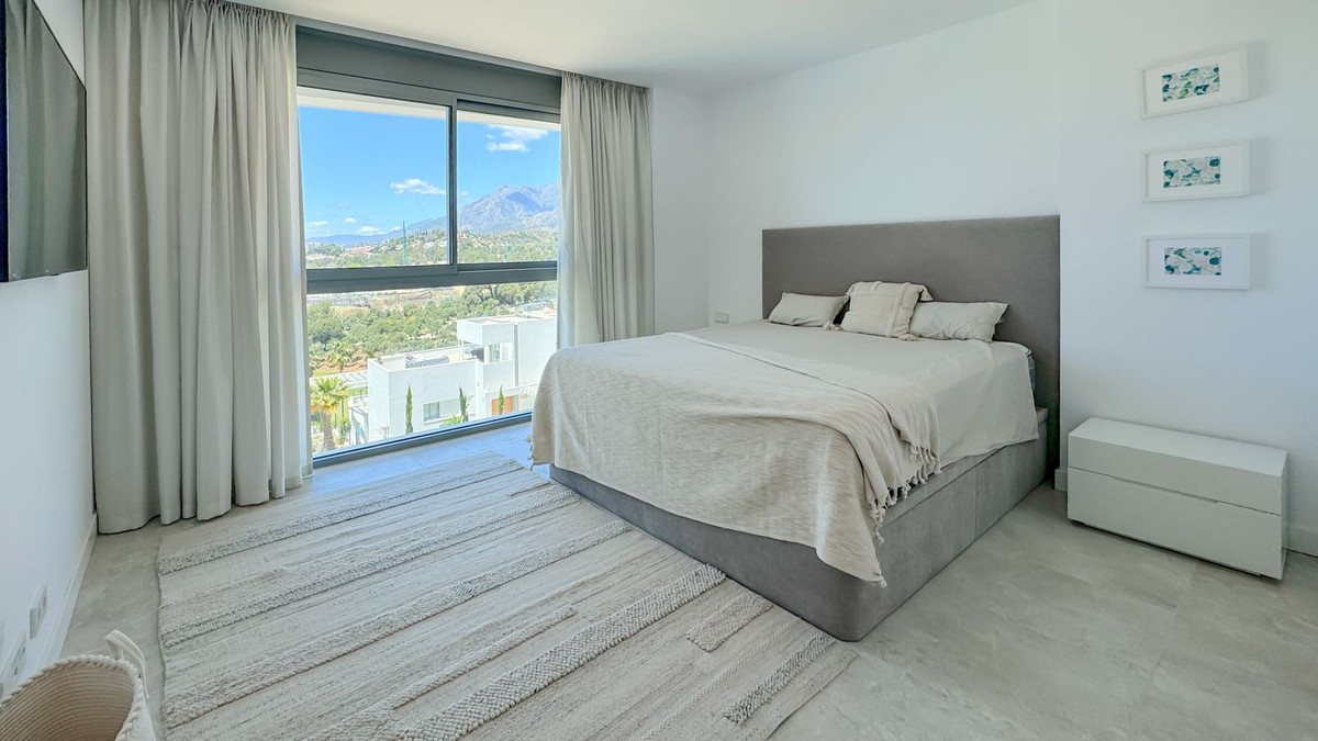 3 Bed Apartment for sale in Marbella Costa Del Sol, Málaga, Spain
