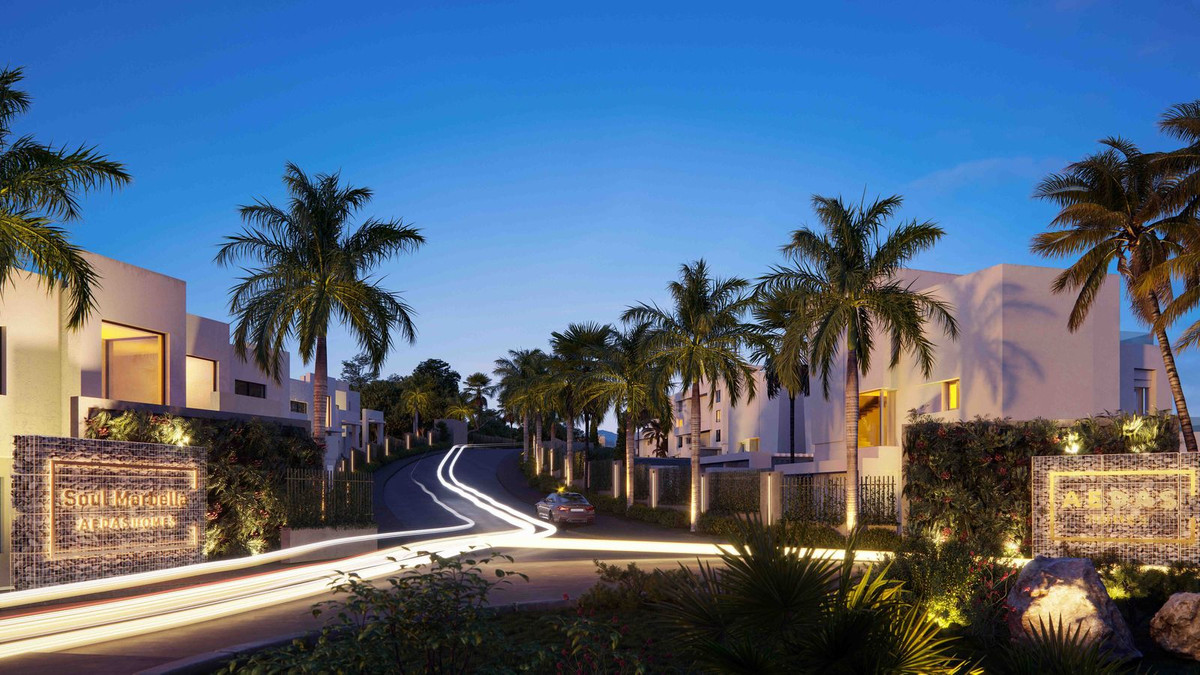 3 Bed Apartment for sale in Marbella Costa Del Sol, Málaga, Spain