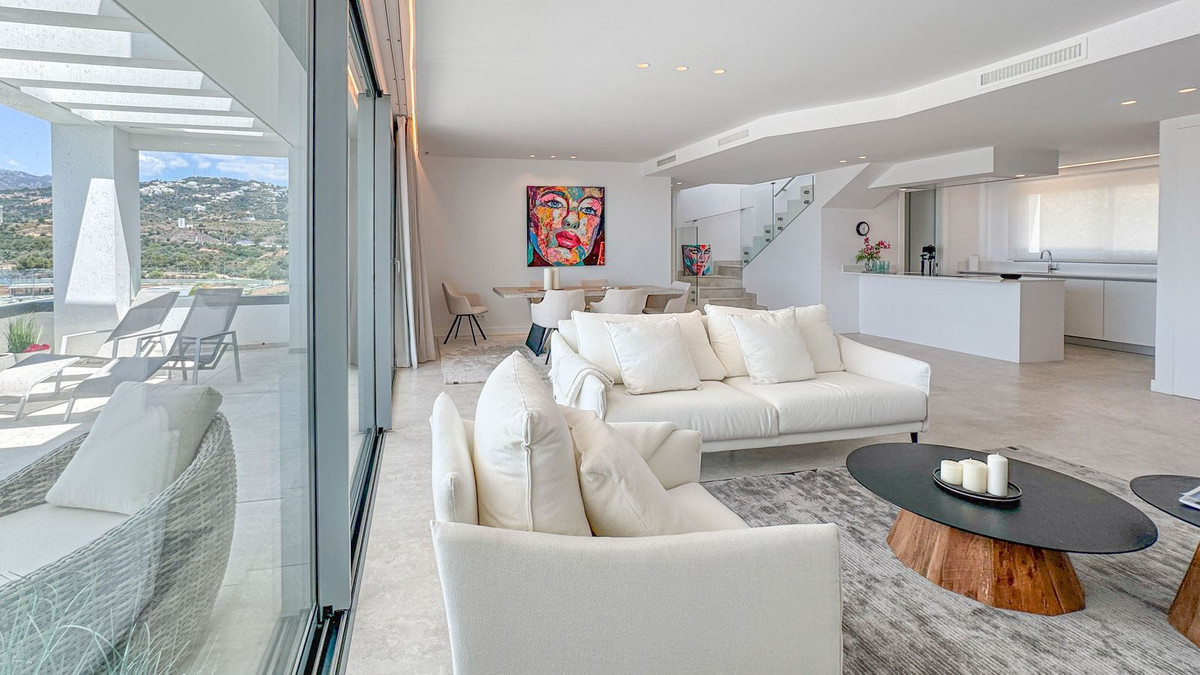 3 Bed Apartment for sale in Marbella Costa Del Sol, Málaga, Spain