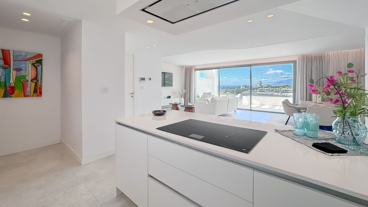 3 Bed Apartment for sale in Marbella Costa Del Sol, Málaga, Spain