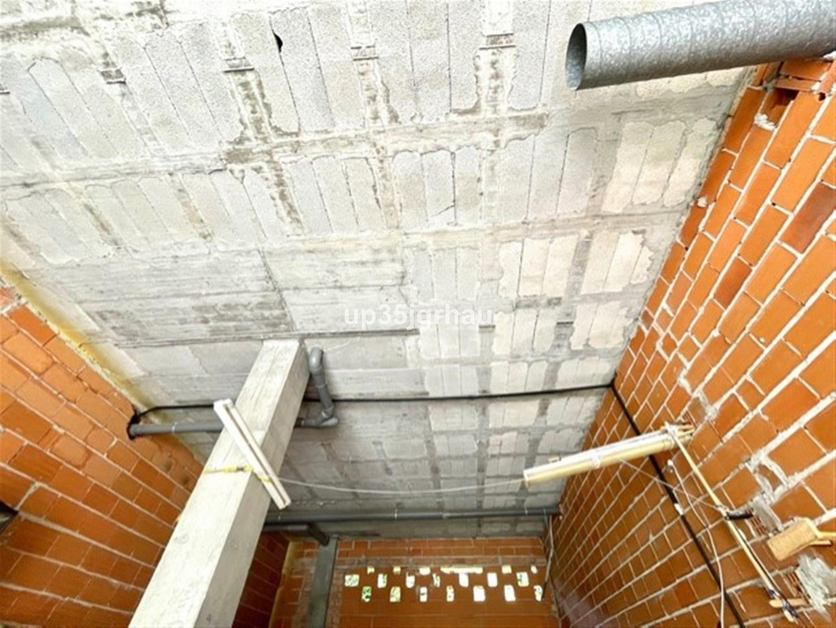 Commercial unit for sale in Estepona Costa Del Sol, Málaga, Spain
