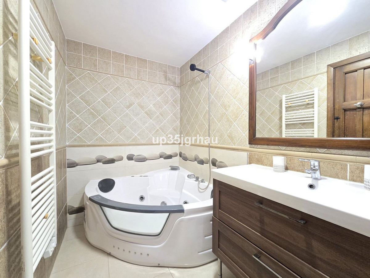 Se vende Adosada de 4 dormitorios en Costa Del Sol, Málaga, España