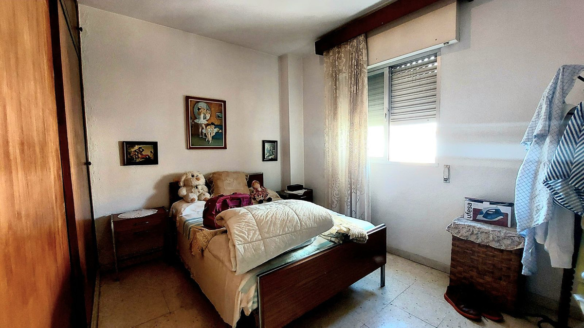 3 Bed Apartment for sale in Fuengirola Costa Del Sol, Málaga, Spain
