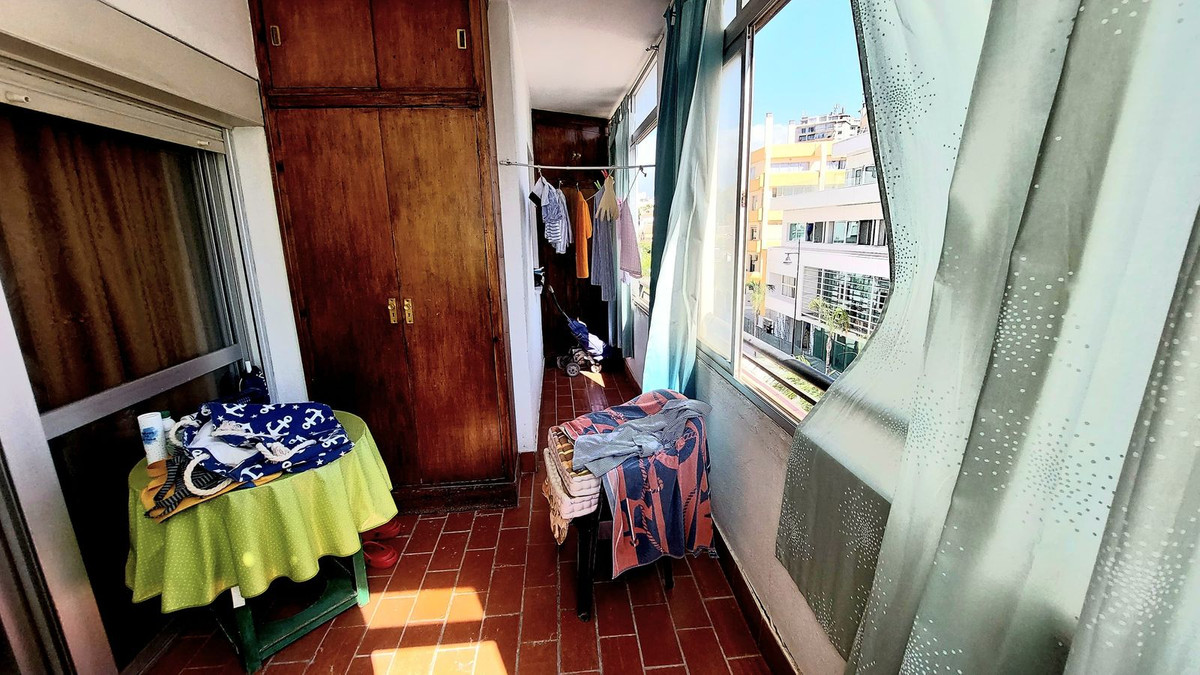 3 Bed Apartment for sale in Fuengirola Costa Del Sol, Málaga, Spain