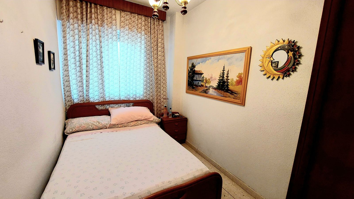3 Bed Apartment for sale in Fuengirola Costa Del Sol, Málaga, Spain