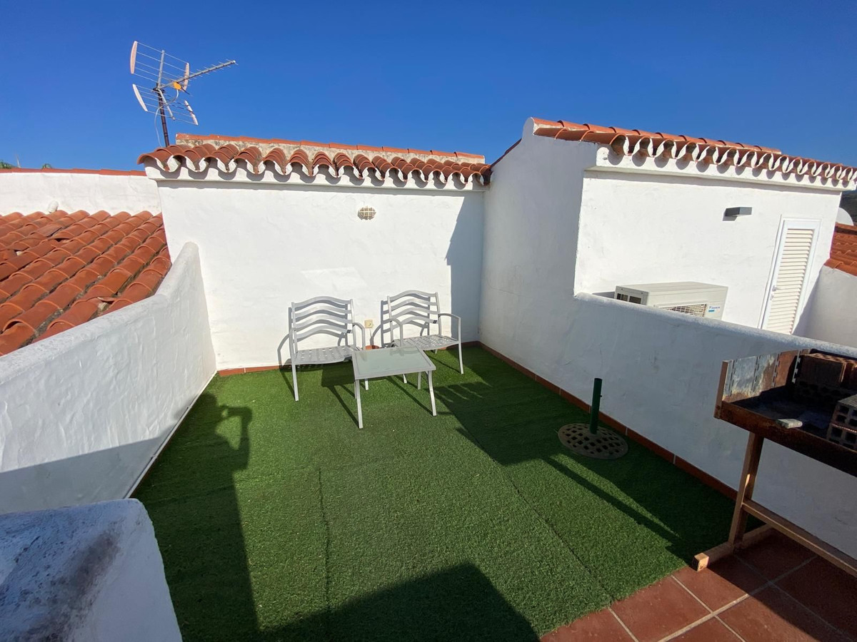 2 Bed Apartment for sale in Bel Air Costa Del Sol, Málaga, Spain