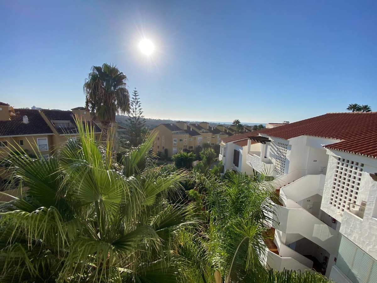 2 Bed Apartment for sale in Bel Air Costa Del Sol, Málaga, Spain