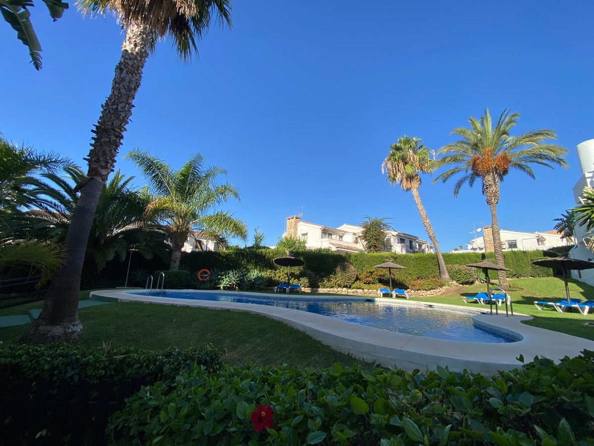 2 Bed Apartment for sale in Bel Air Costa Del Sol, Málaga, Spain