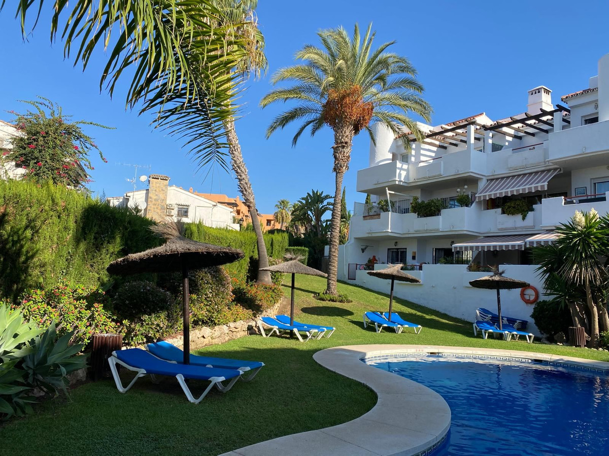 2 Bed Apartment for sale in Bel Air Costa Del Sol, Málaga, Spain