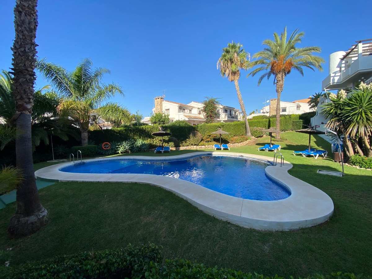 2 Bed Apartment for sale in Bel Air Costa Del Sol, Málaga, Spain