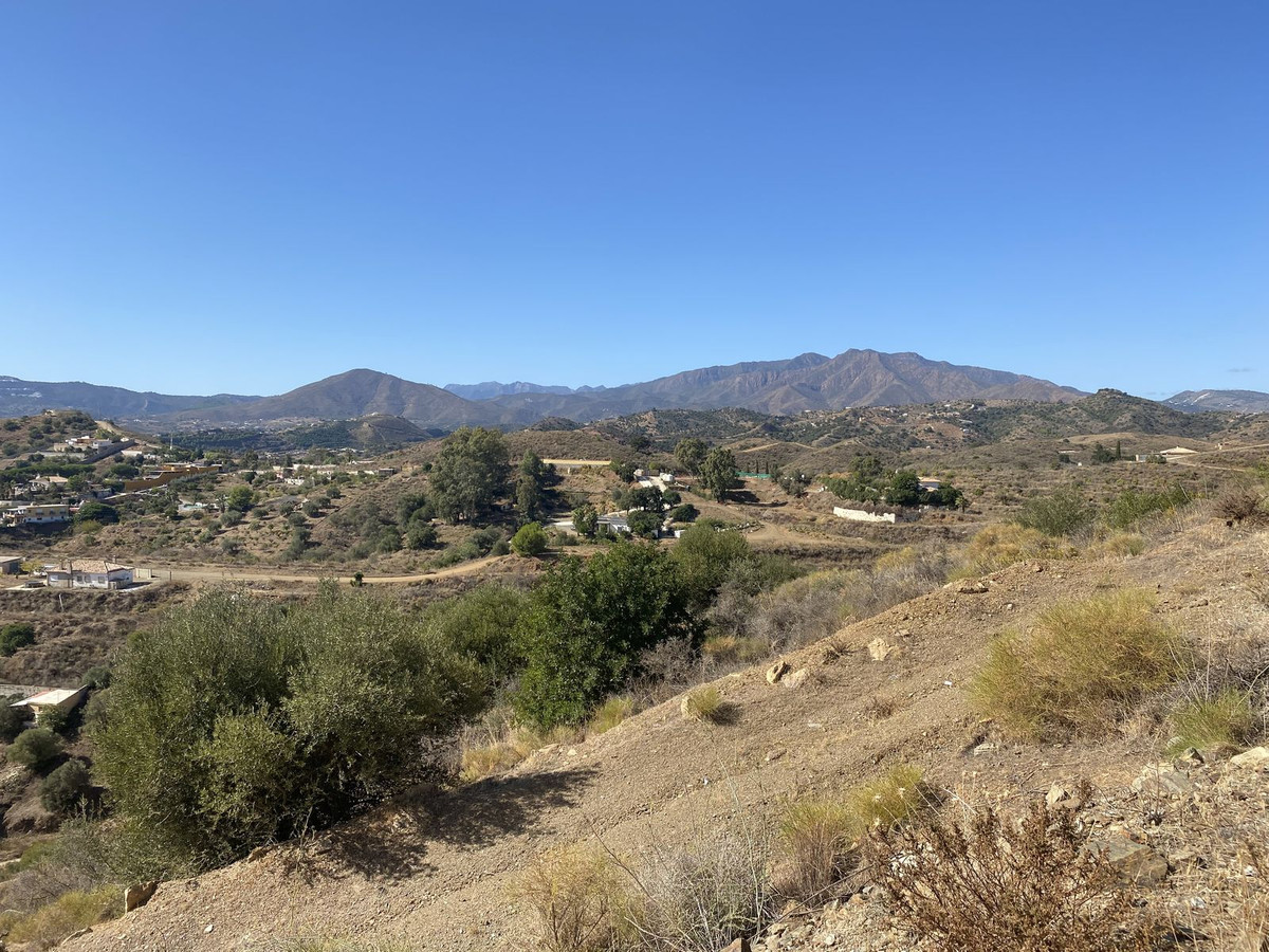 Se vende Terreno Urbano  en Costa Del Sol, Málaga, España